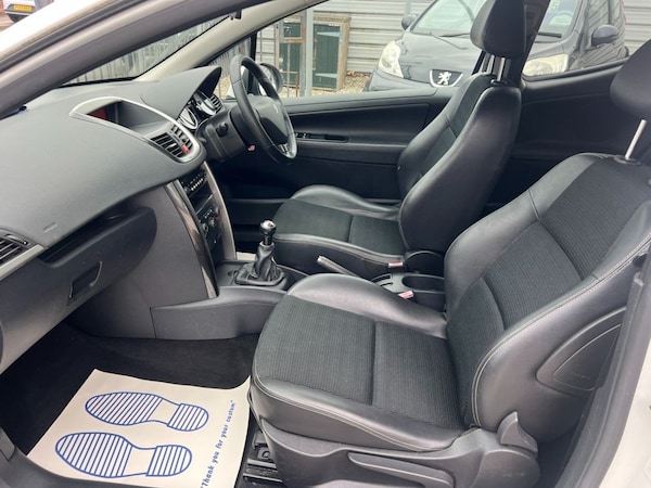 Used Peugeot 207 2012 for sale - 74662870: Photo 8