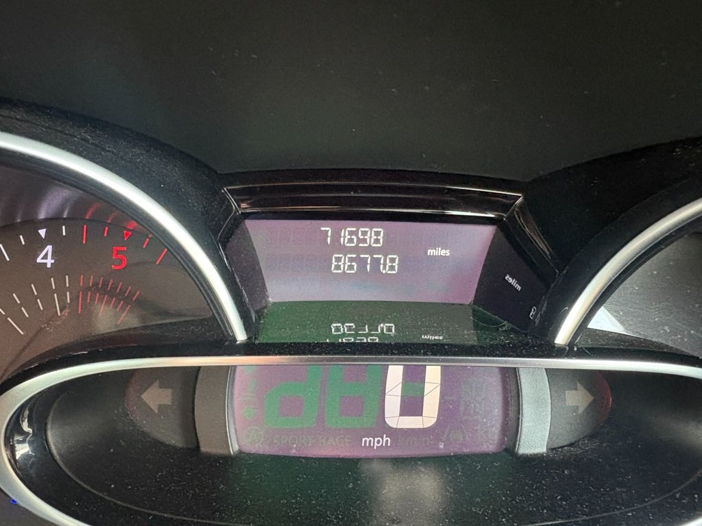 Used Renault Clio 2019 for sale - 76848197: Photo 16