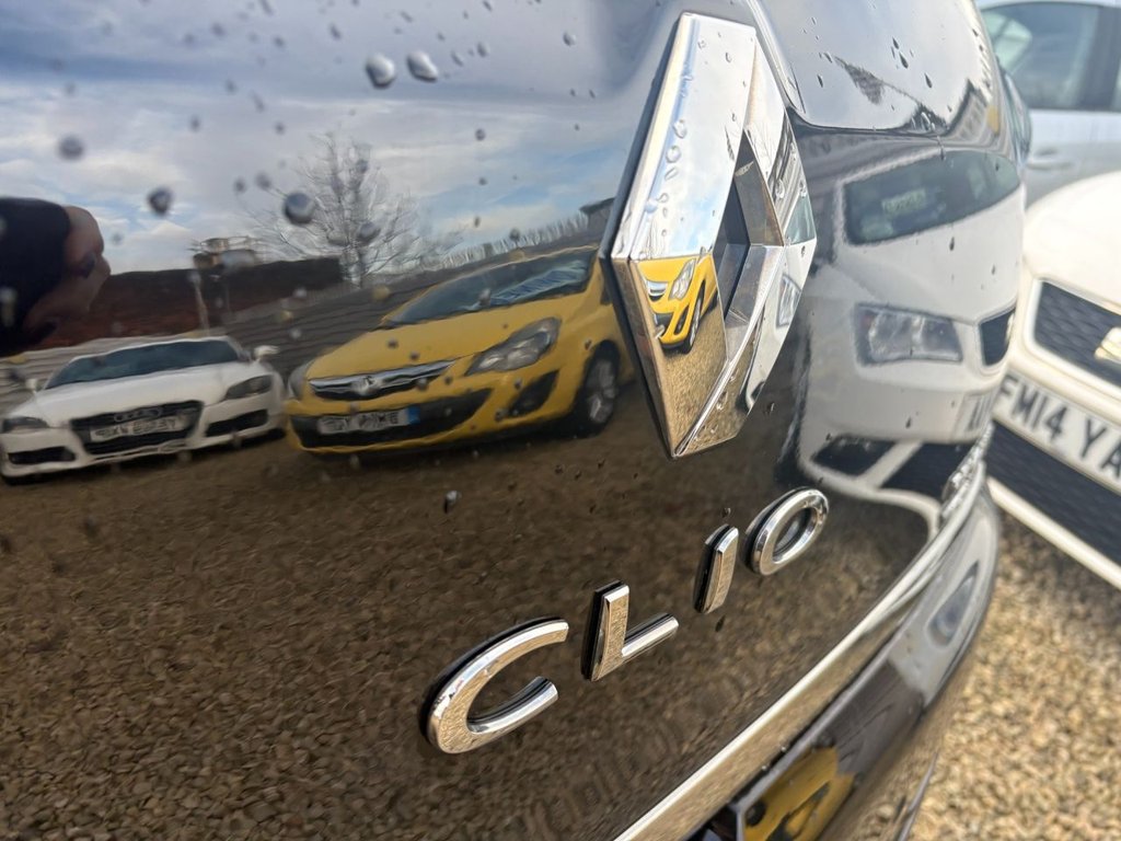 Used Renault Clio 2019 for sale - 76848197: Photo 7