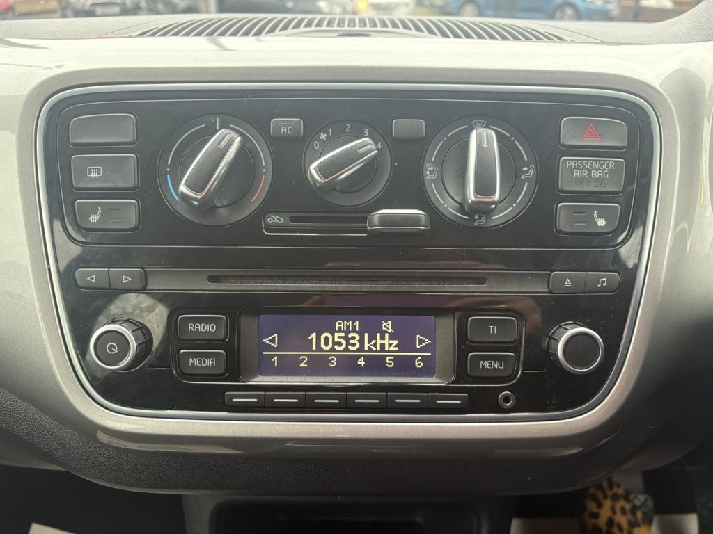 Used Volkswagen up! 2024 for sale - 77369555: Photo 10