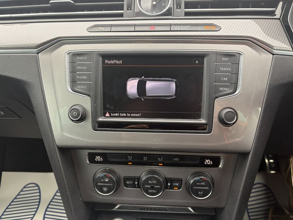 Used Volkswagen Passat 2016 for sale - 76509951: Photo 13