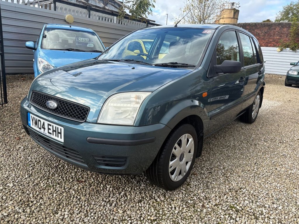 Used Ford Fusion 2004 for sale - 76345807: Photo 3
