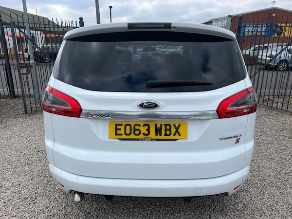 Used Ford S-Max 2013 for sale - 75830670: Photo 5