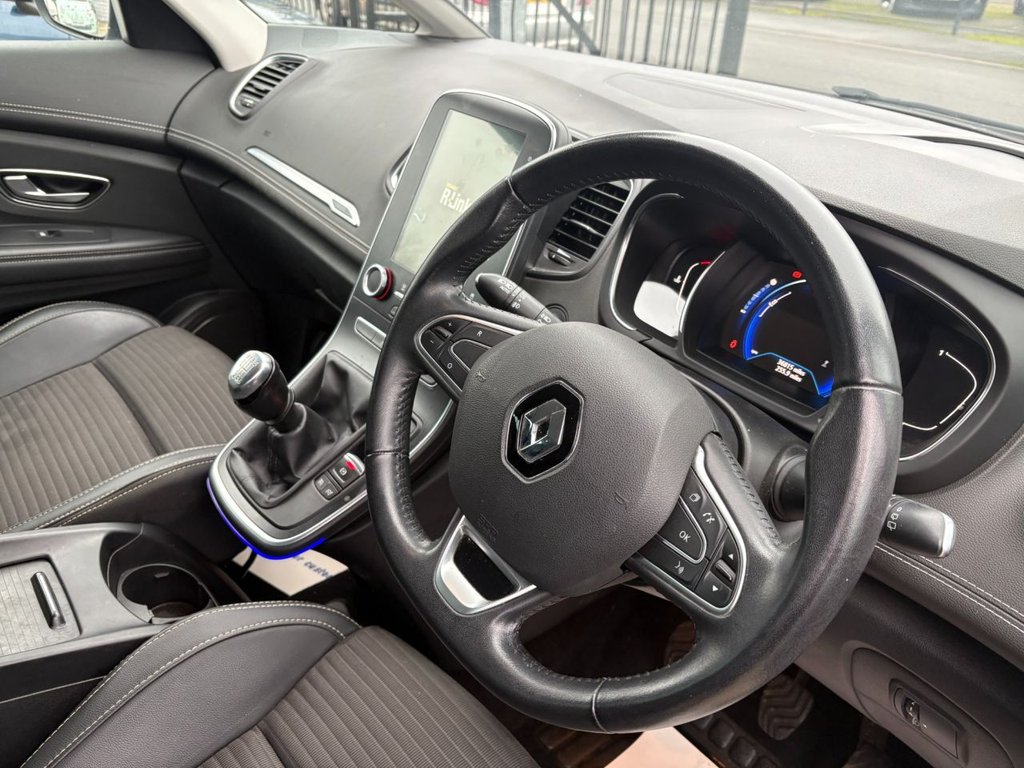 Used Renault Grand Scenic 2018 for sale - 77227565: Photo 13