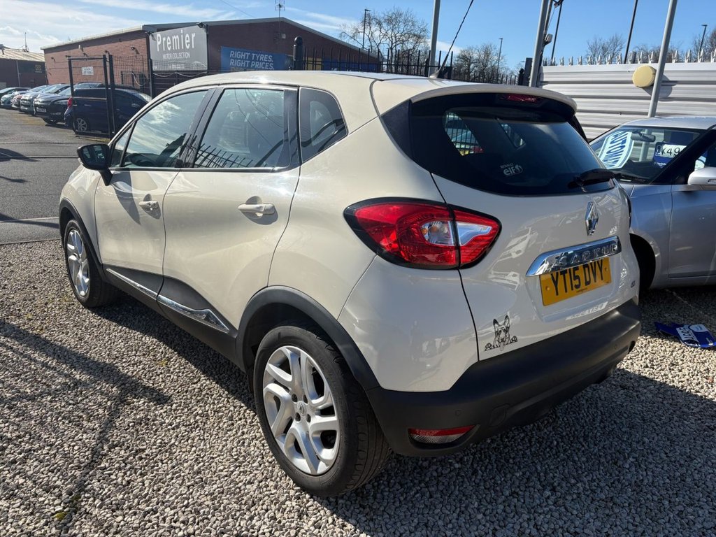 Used Renault Captur 2015 for sale - 77920380: Photo 4