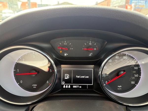 Used Vauxhall Astra 2018 for sale - 75802317: Photo 15