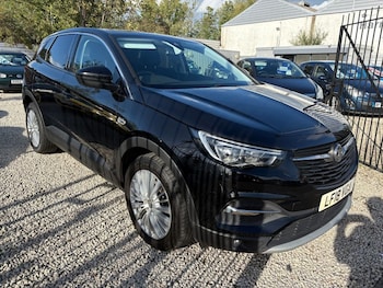 Vauxhall - Grandland X
