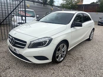 Used Mercedes-Benz A-Class 2015 for sale - 79777829: Photo