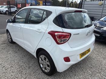 Used Hyundai i10 2017 for sale - 75802272: Photo