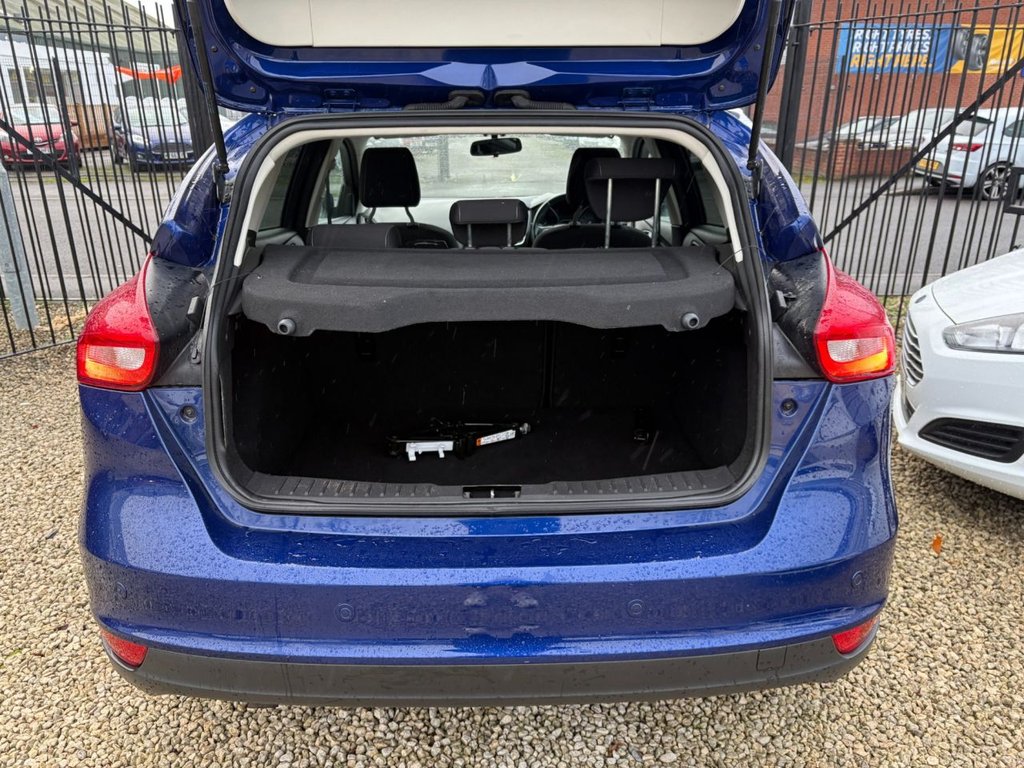 Used Ford Focus 2017 for sale - 76632477: Photo 8