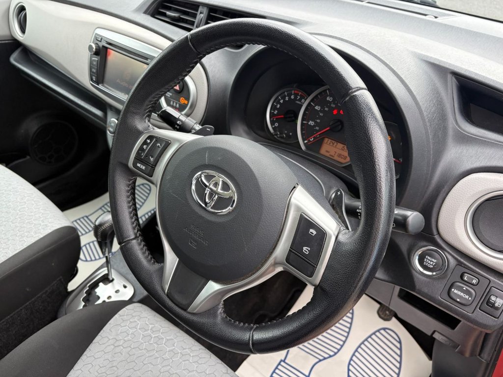 Used Toyota Yaris 2012 for sale - 76454546: Photo 13