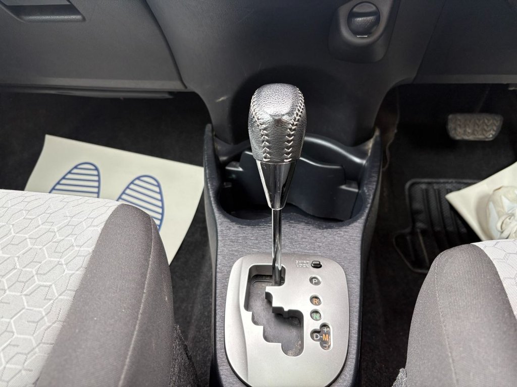 Used Toyota Yaris 2012 for sale - 76454546: Photo 16