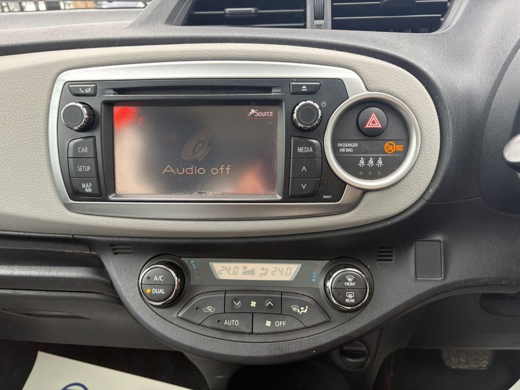 Used Toyota Yaris 2012 for sale - 76454546: Photo 17