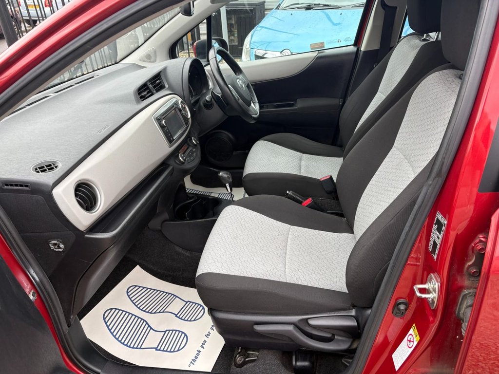 Used Toyota Yaris 2012 for sale - 76454546: Photo 18