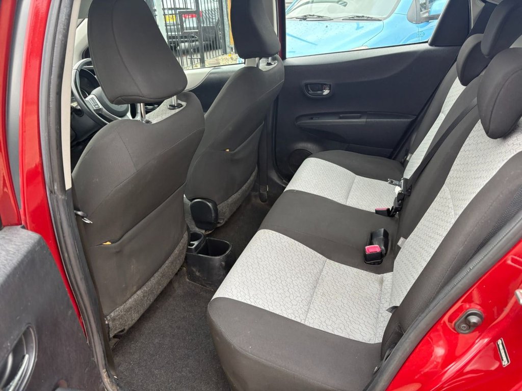 Used Toyota Yaris 2012 for sale - 76454546: Photo 19