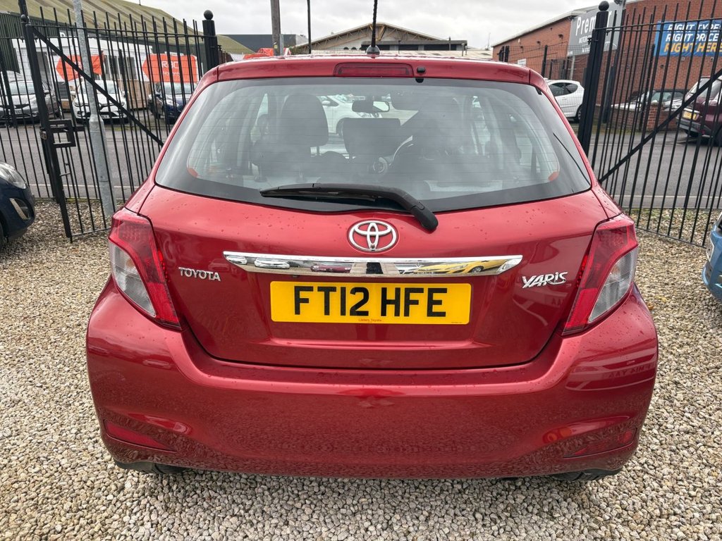 Used Toyota Yaris 2012 for sale - 76454546: Photo 5