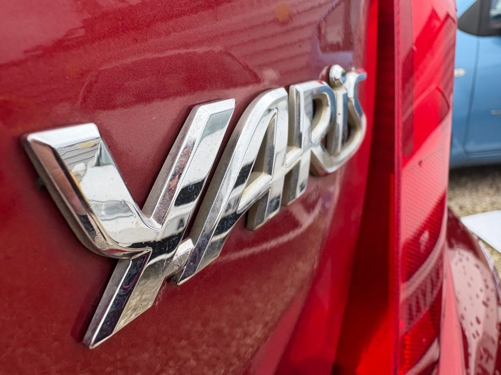 Used Toyota Yaris 2012 for sale - 76454546: Photo 9