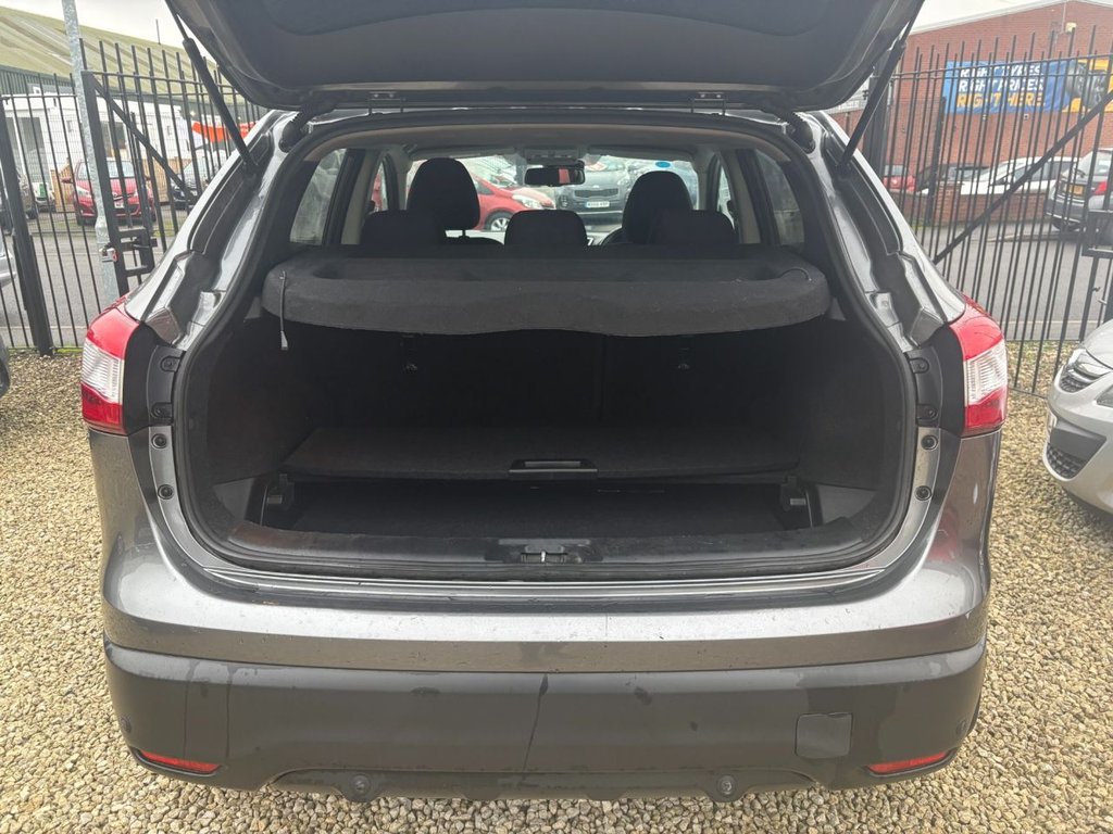 Used Nissan Qashqai 2016 for sale - 77056419: Photo 9