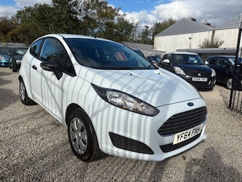 Used Ford Fiesta 2014 for sale - 76039370: Photo