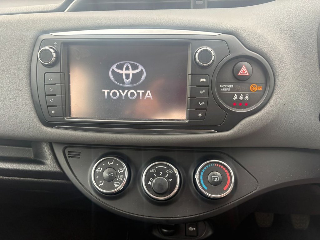 Used Toyota Yaris 2014 for sale - 77981626: Photo 15