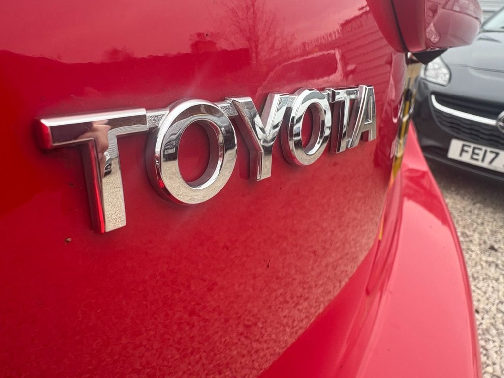 Used Toyota Yaris 2014 for sale - 77981626: Photo 8