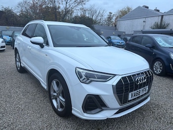 Used Audi Q3 2019 for sale - 76430348: Photo