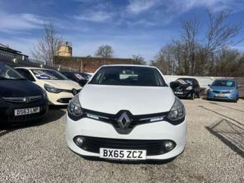 Used Renault Clio 2015 for sale - 74471339: Photo