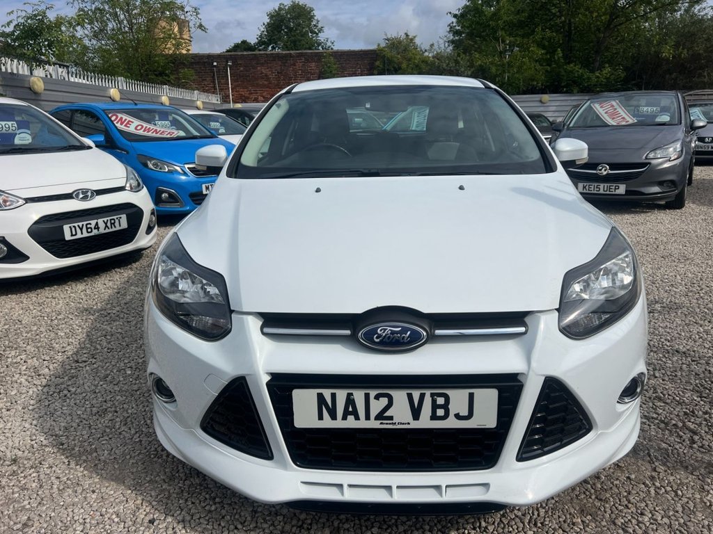 Used Ford Focus 2012 for sale - 76740073: Photo 2