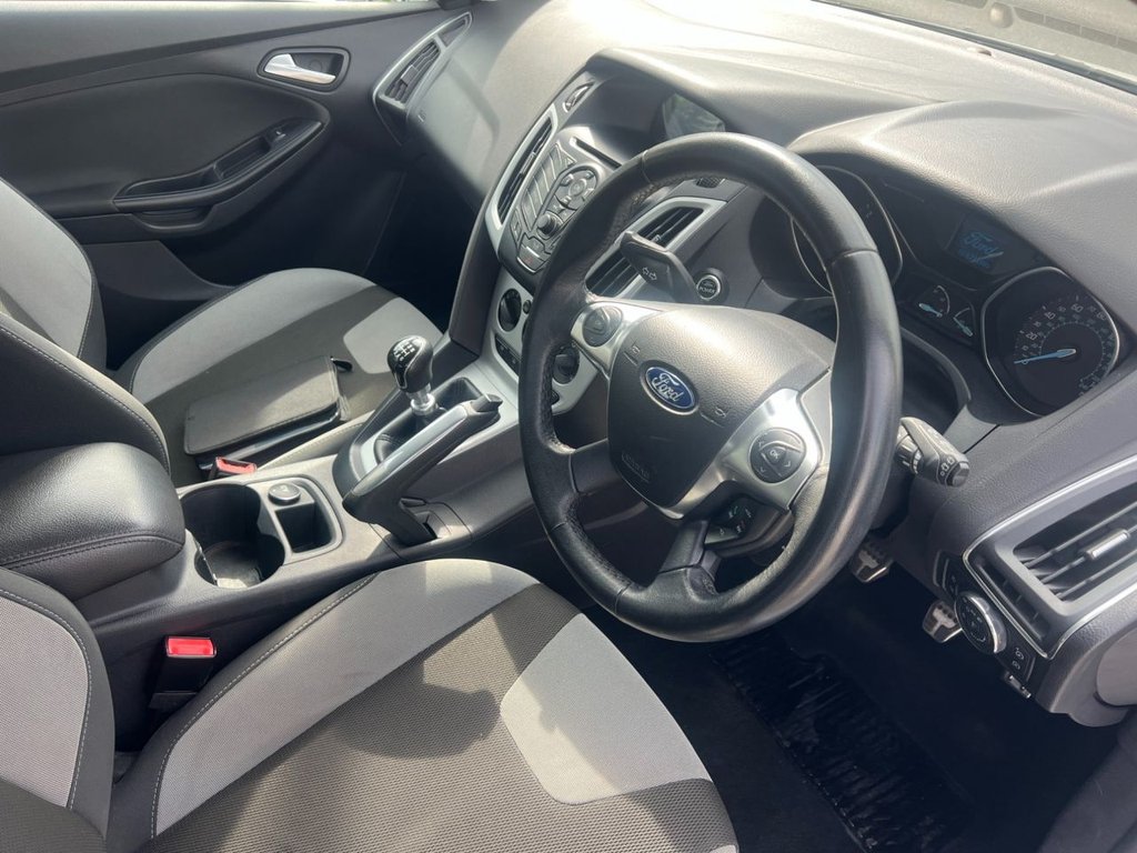 Used Ford Focus 2012 for sale - 76740073: Photo 8