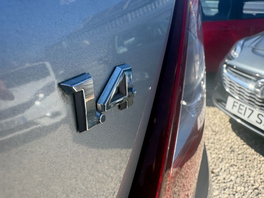 Used Vauxhall Corsa 2010 for sale - 78167624: Photo 8