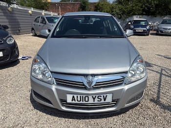 Used Vauxhall Astra 2010 for sale - 79022824: Photo