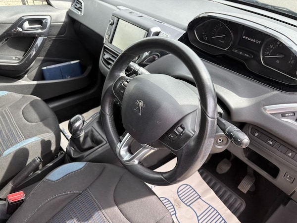 Used Peugeot 208 2014 for sale - 75716196: Photo 11
