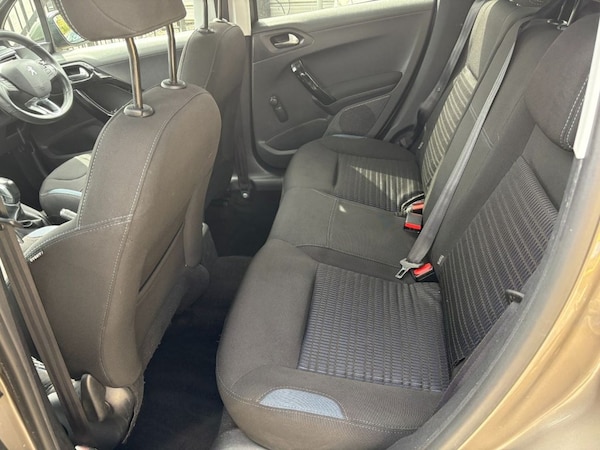 Used Peugeot 208 2014 for sale - 75716196: Photo 18