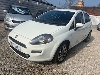 Used Fiat Punto 2018 for sale - 77981581: Photo