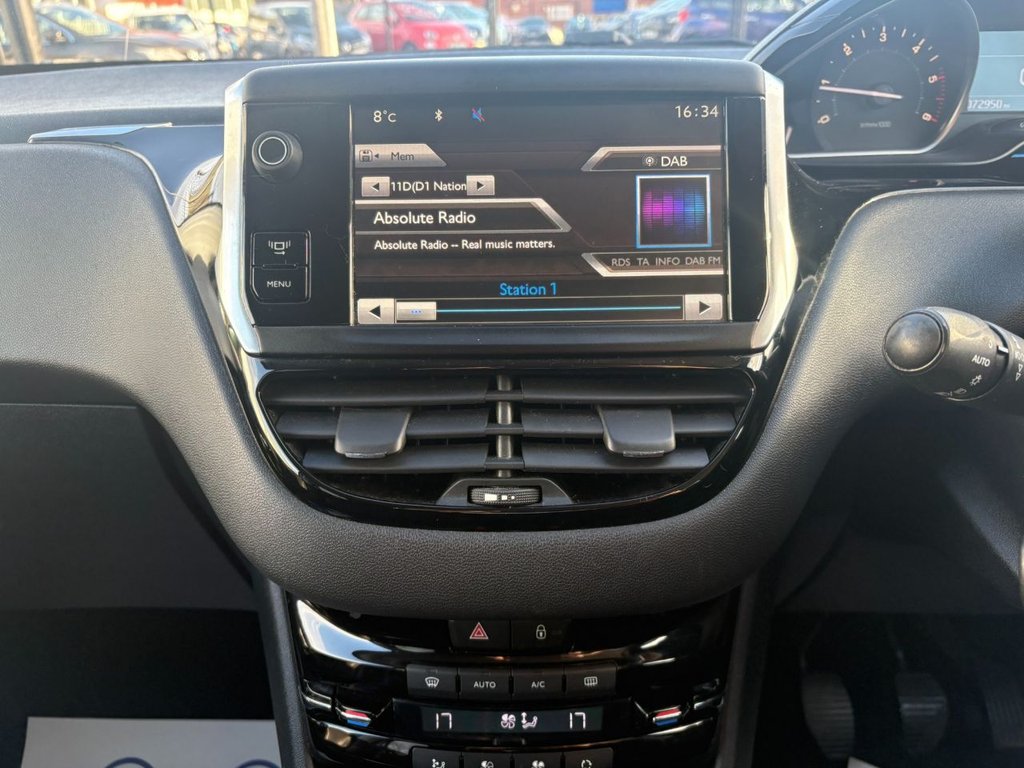 Used Peugeot 208 2014 for sale - 77880211: Photo 13