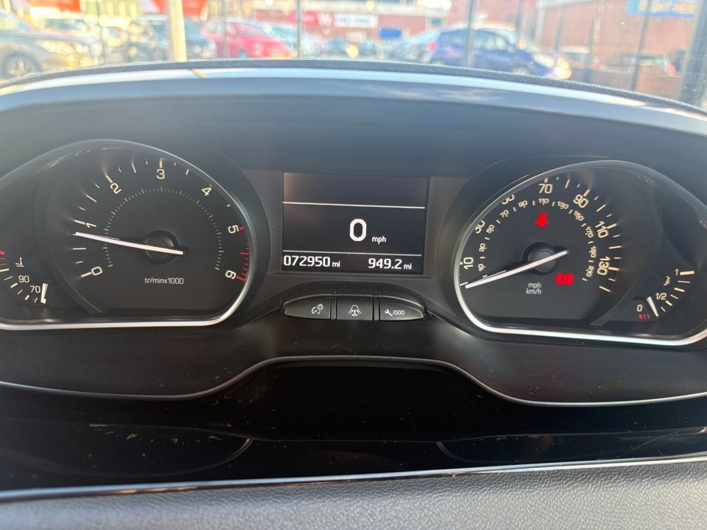 Used Peugeot 208 2014 for sale - 77880211: Photo 15