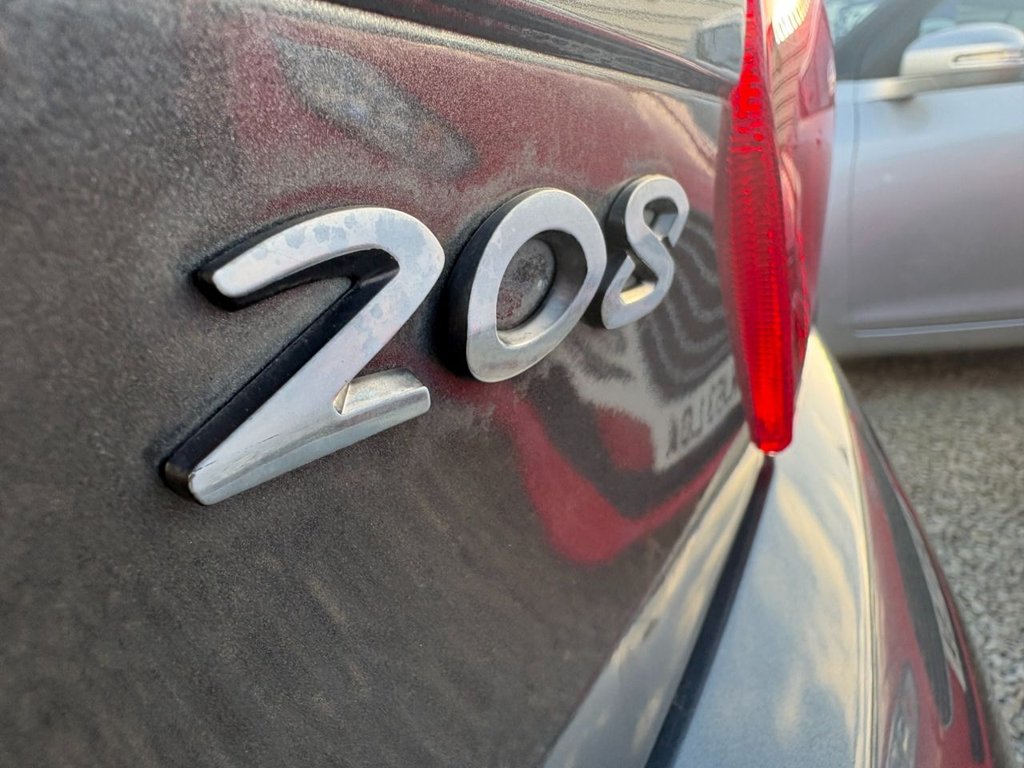 Used Peugeot 208 2014 for sale - 77880211: Photo 8
