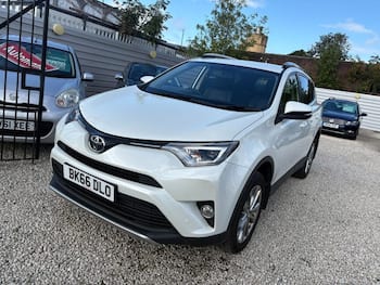 Used Toyota RAV4 2016 for sale - 79884742: Photo