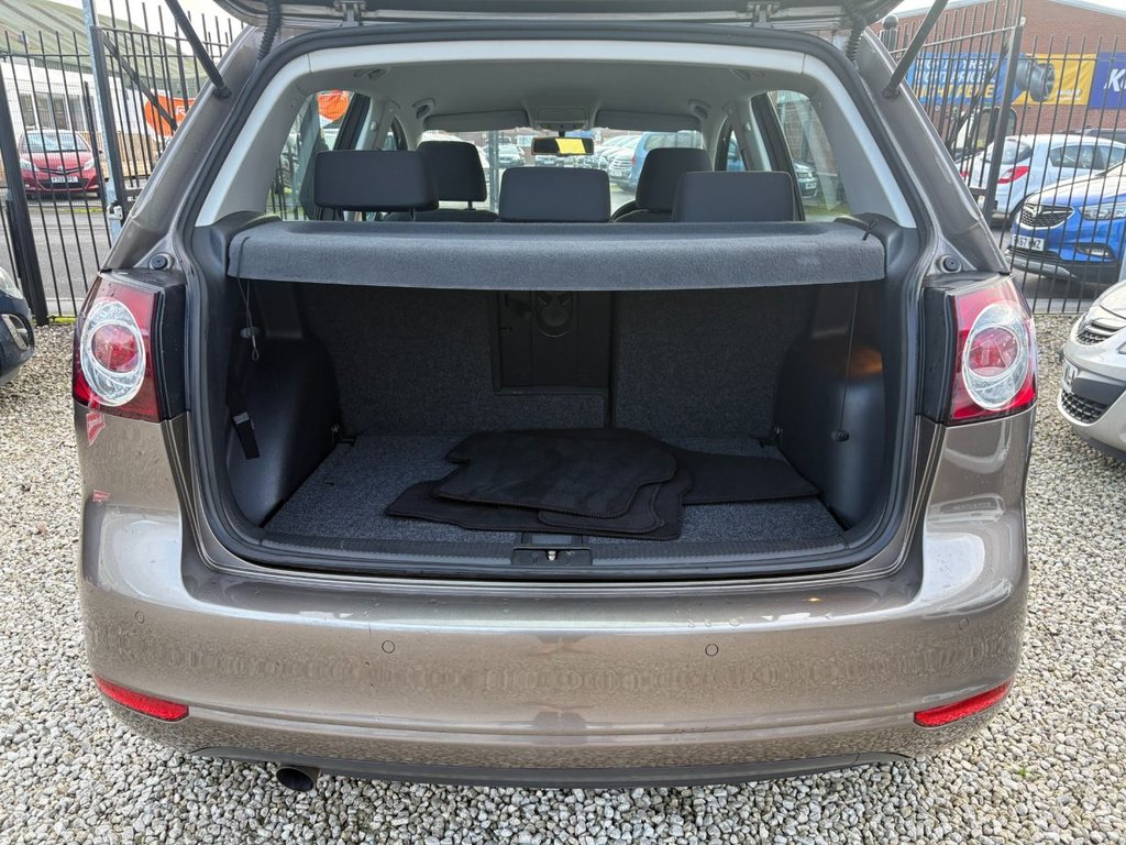 Used Volkswagen Golf Plus 2012 for sale - 77313552: Photo 9