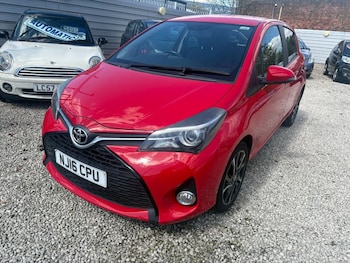 Used Toyota Yaris 2016 for sale - 78331142: Photo