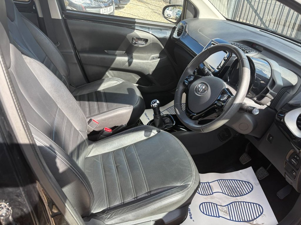 Used Toyota AYGO 2014 for sale - 77100959: Photo 8