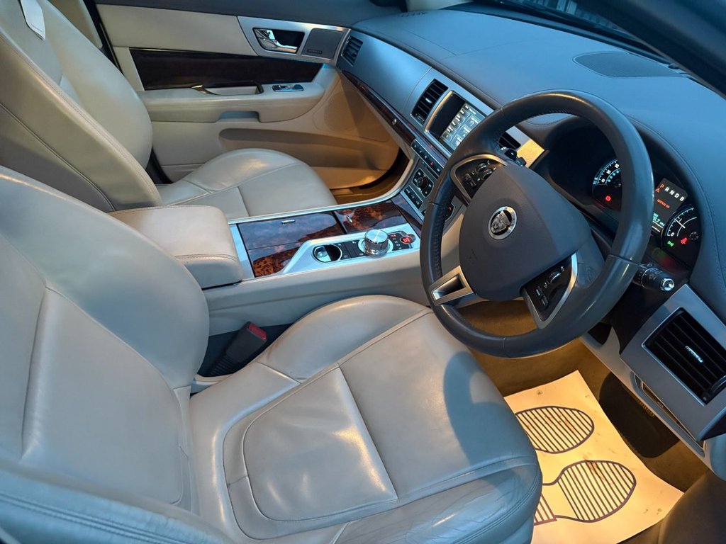 Used Jaguar XF 2013 for sale - 76855161: Photo 10