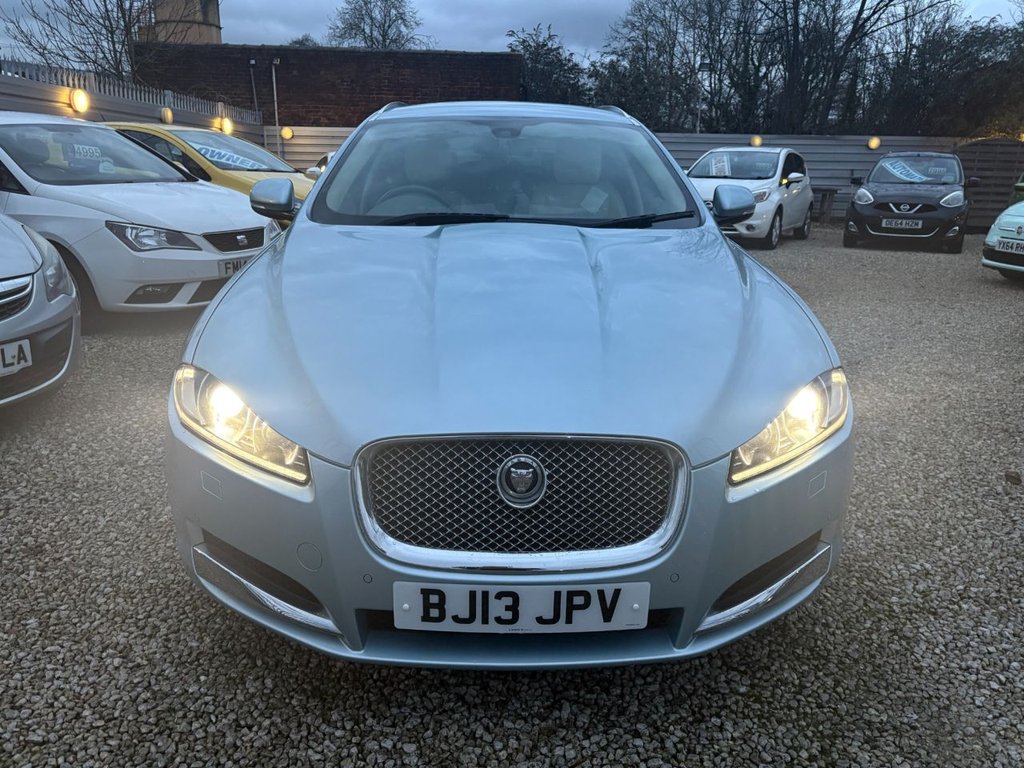 Used Jaguar XF 2013 for sale - 76855161: Photo 2