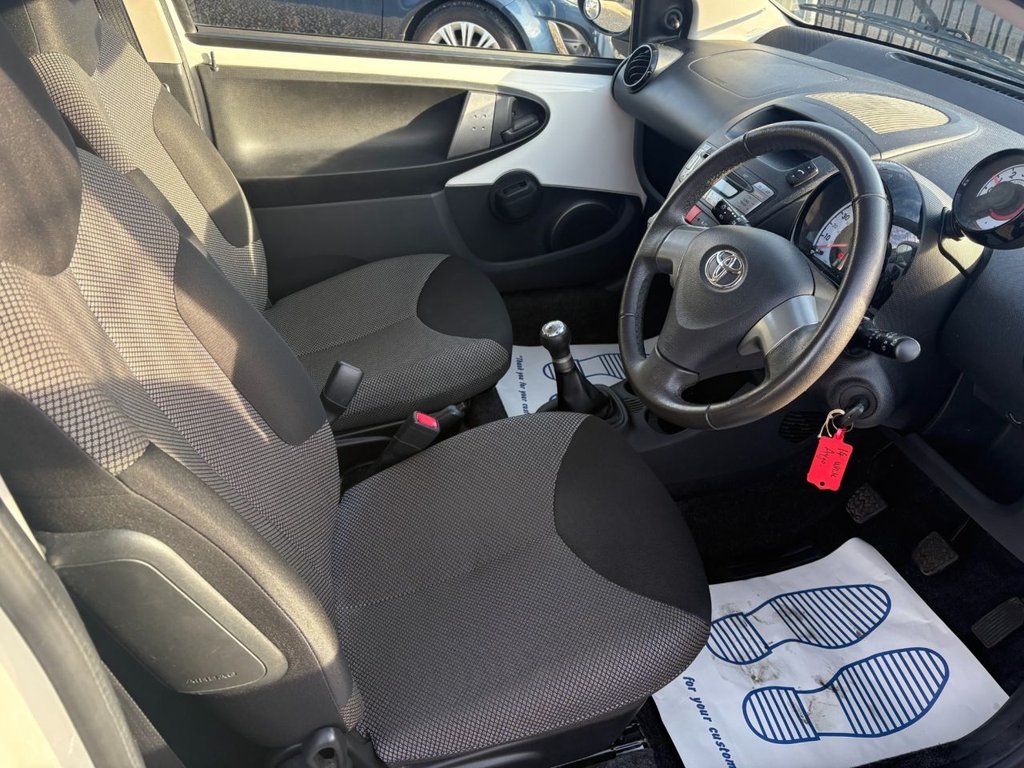 Used Toyota AYGO 2014 for sale - 76934592: Photo 10