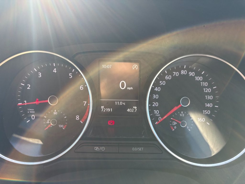 Used Volkswagen Polo 2015 for sale - 76376179: Photo 15