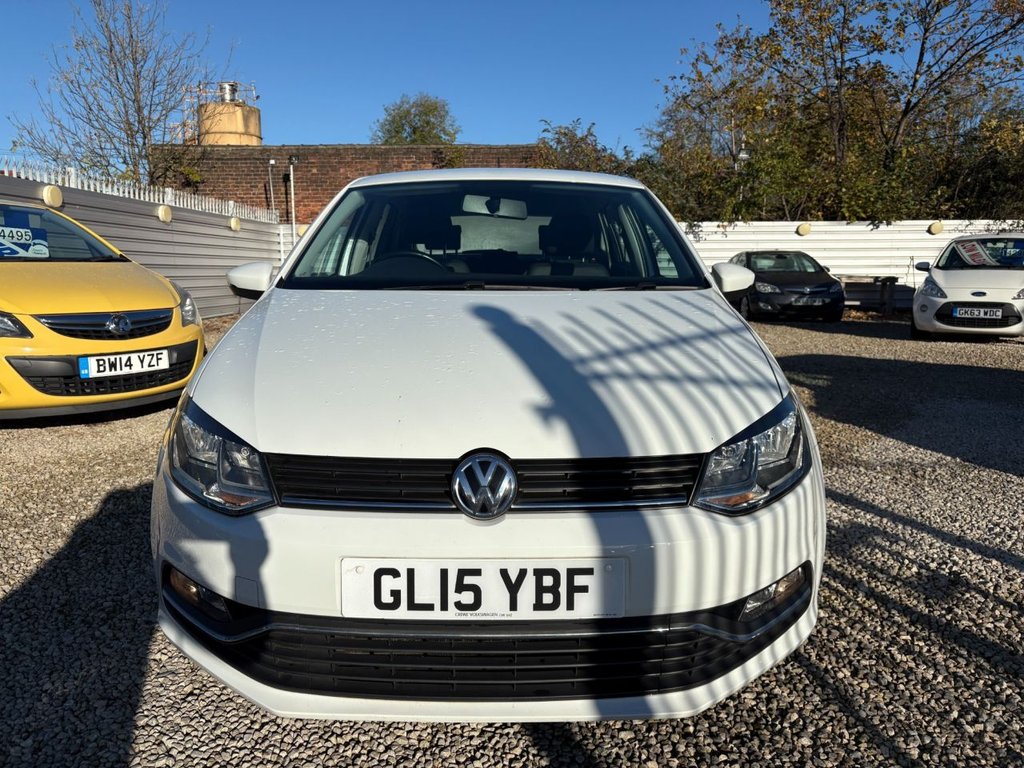 Used Volkswagen Polo 2015 for sale - 76376179: Photo 2
