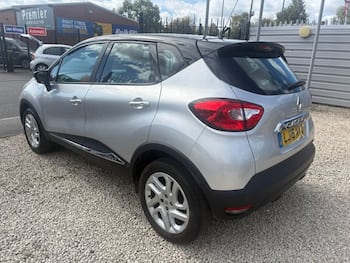 Used Renault Captur 2016 for sale - 79764672: Photo