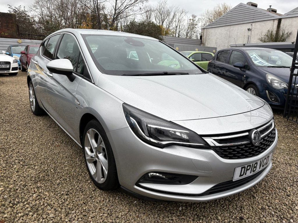 Used Vauxhall Astra 2018 for sale - 76559455: Photo 1