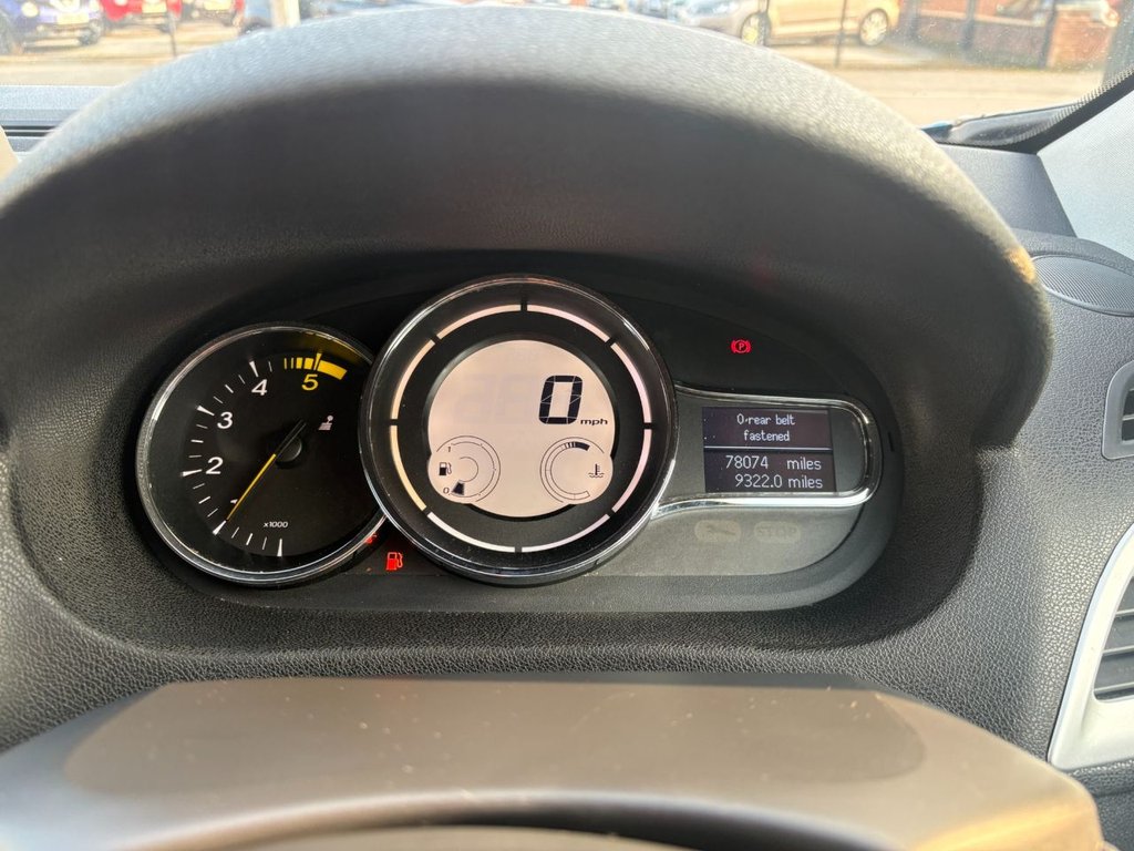 Used Renault Megane 2014 for sale - 77981569: Photo 12