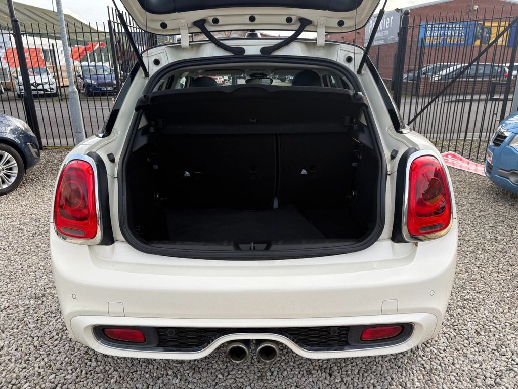Used MINI Hatch 2015 for sale - 76417516: Photo 9